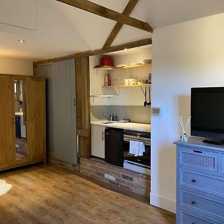 Cosy 1 Bedroom Country Lodge With Free Parking Watlington  Екстериор снимка