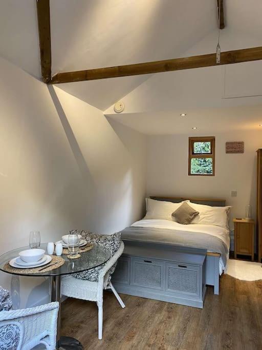 Cosy 1 Bedroom Country Lodge With Free Parking Watlington  Екстериор снимка