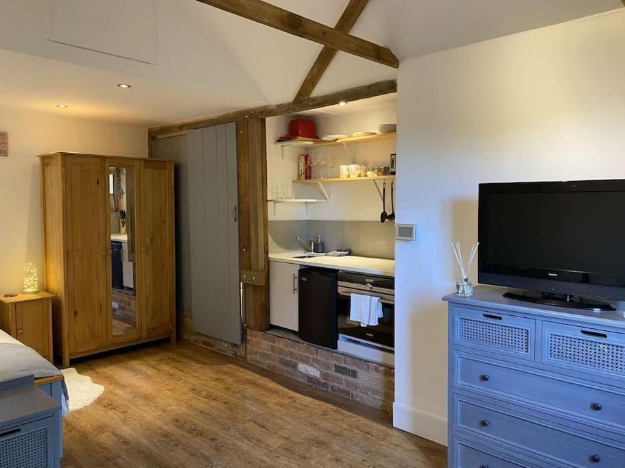 Cosy 1 Bedroom Country Lodge With Free Parking Watlington  Екстериор снимка